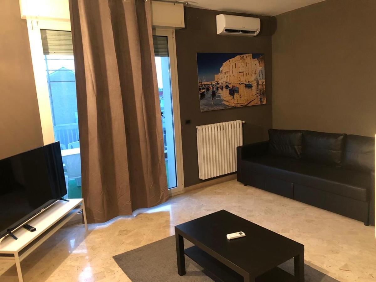 Sparano Class 8 Apartment *